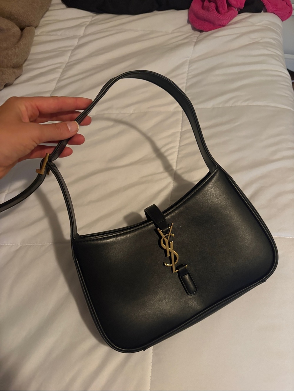 FAKE YSL Black Shoulder Bag